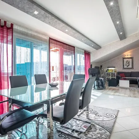 Luxury Spacious Near Znjan W Sea View Spalato