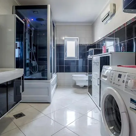 Apartmán Luxury Spacious Near Znjan W Sea View