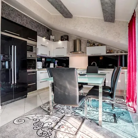 Apartmán Luxury Spacious Near Znjan W Sea View Split